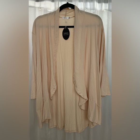 Yekaty Tops - NWT Women’s XXL Yekaty cream color open front kimono